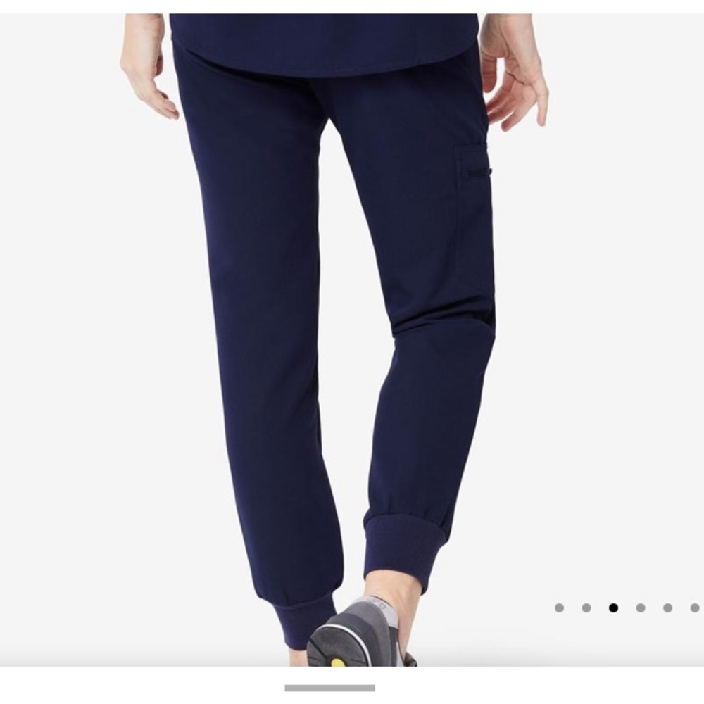 Figs Zamora navy jogger scrub pant medium petite